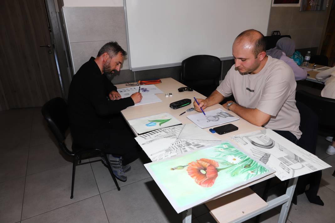 Konya’da 94 bin kişi ile yoğun mesai başladı 6